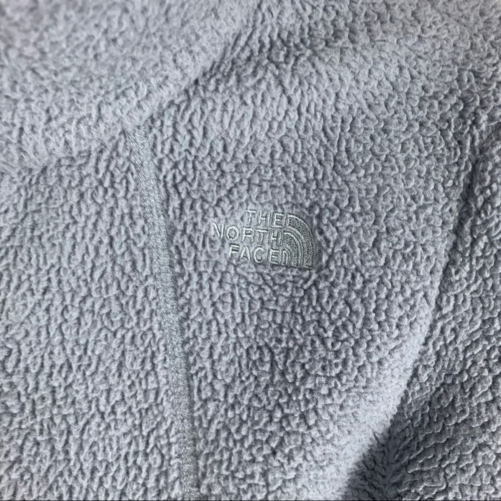 The North Face All Gray Plush Fleece Sweater - Picture 2 of 9